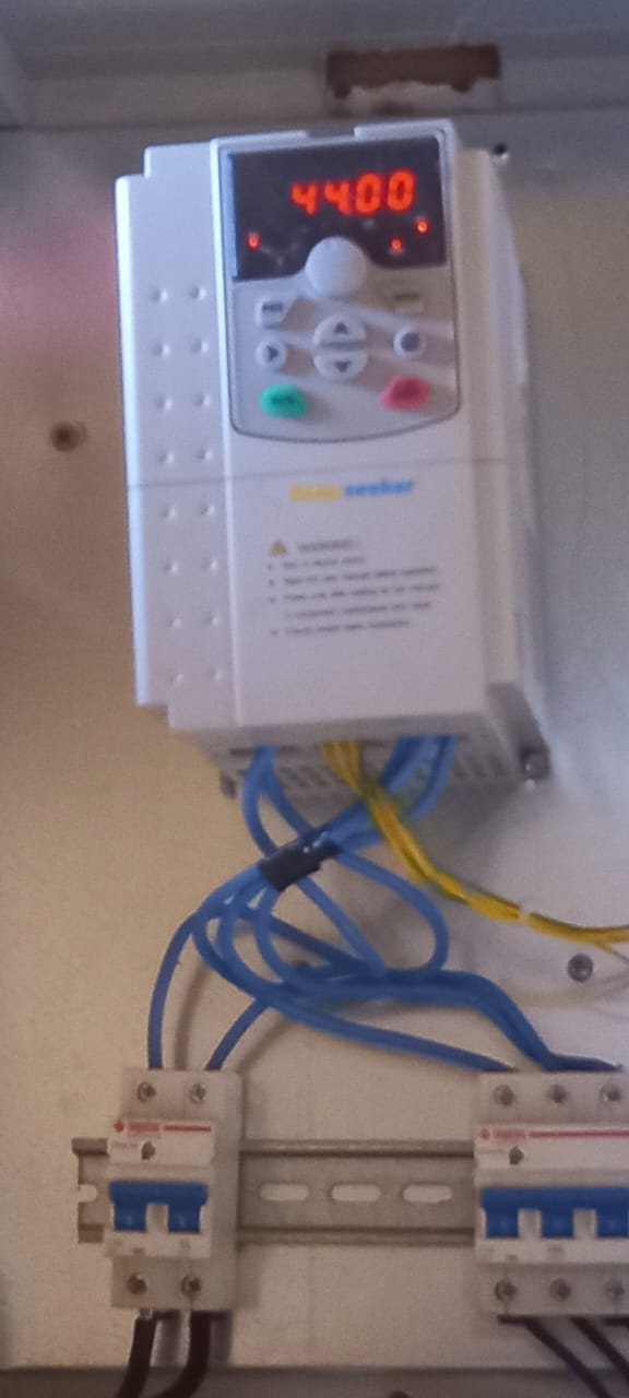 Wiring detail for SolarSeeker SP4007 solar pump inverter project in Morocco