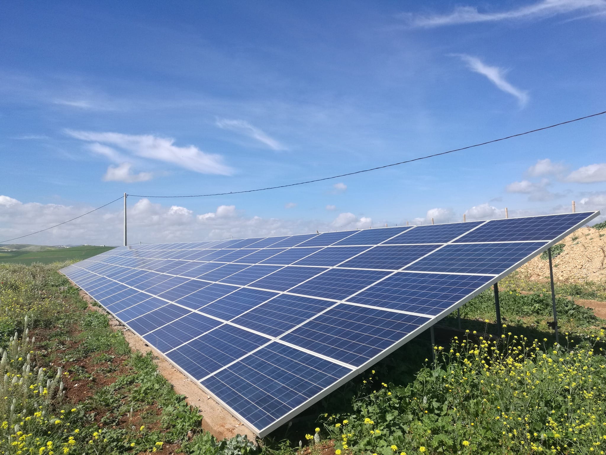 Testing solar pond pump system performance