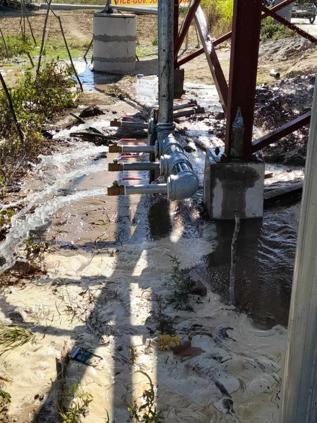 5.5kW three phase water well pump powered by solar inverter system