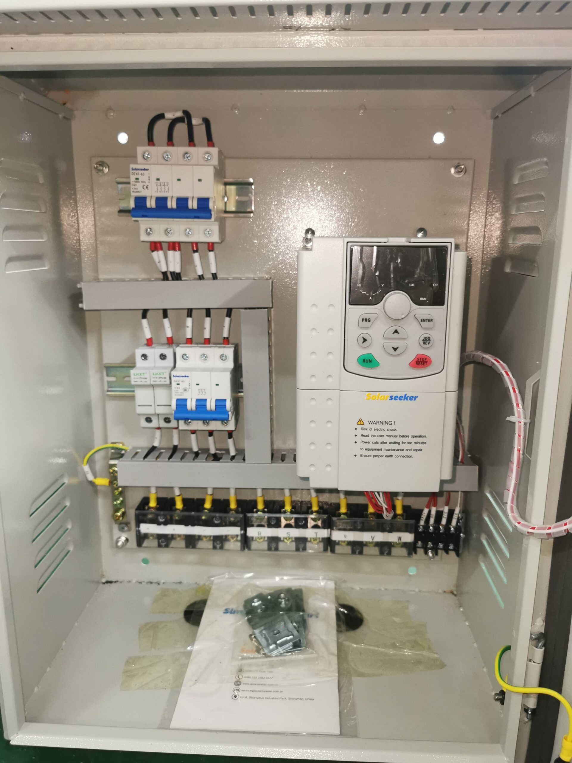 SolarSeeker IP65 pump control cabinet main product