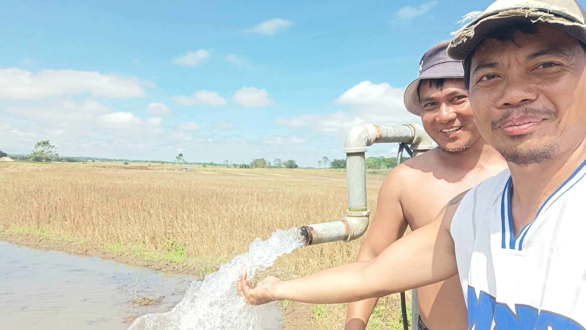 Community water supply solar pump system