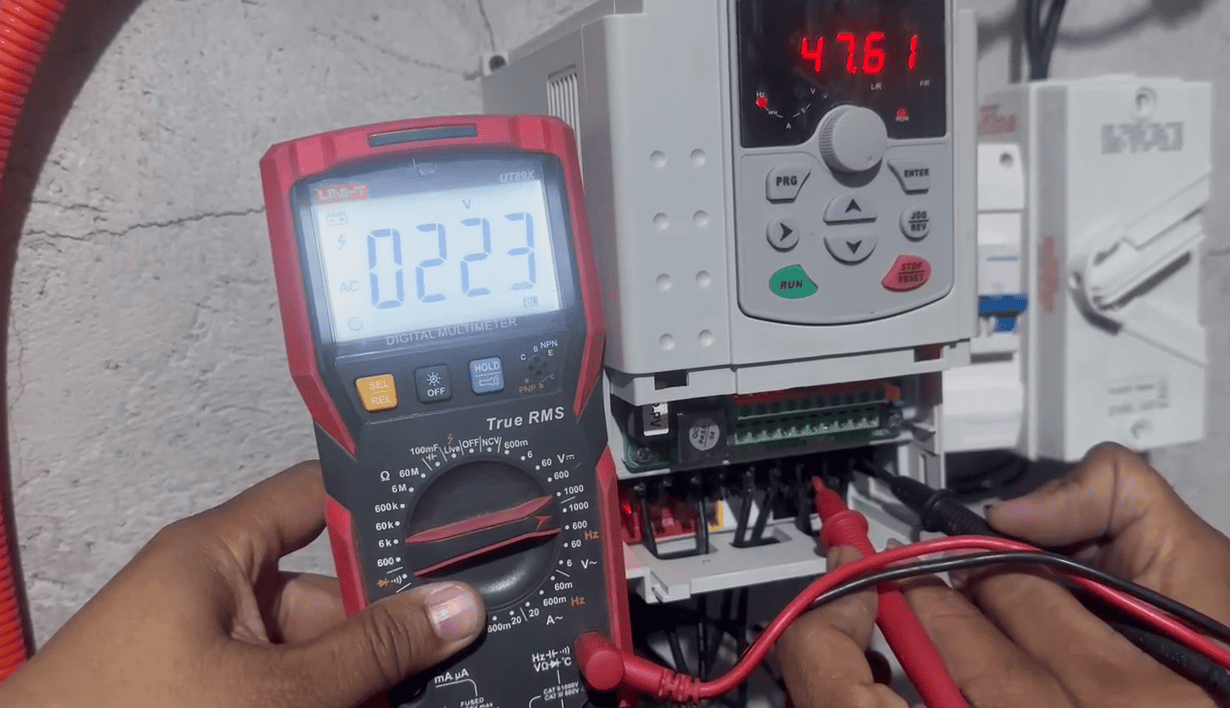 Testing and commissioning of VFD for single phase motor system with operational parameter verification